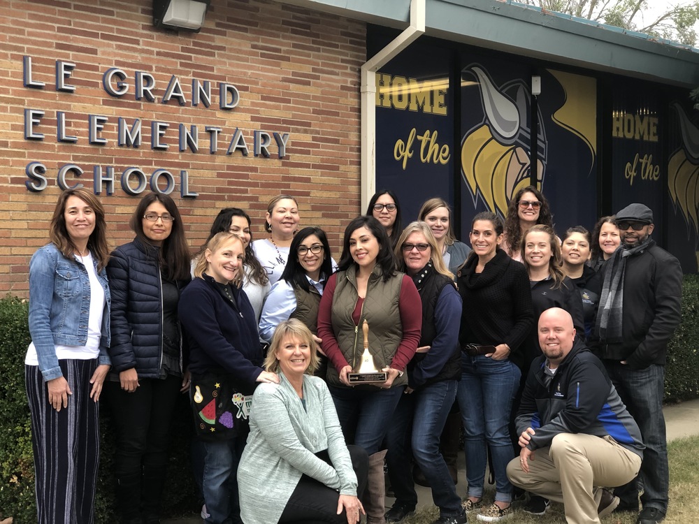 Le Grand Elementary Receives Golden Bell Award